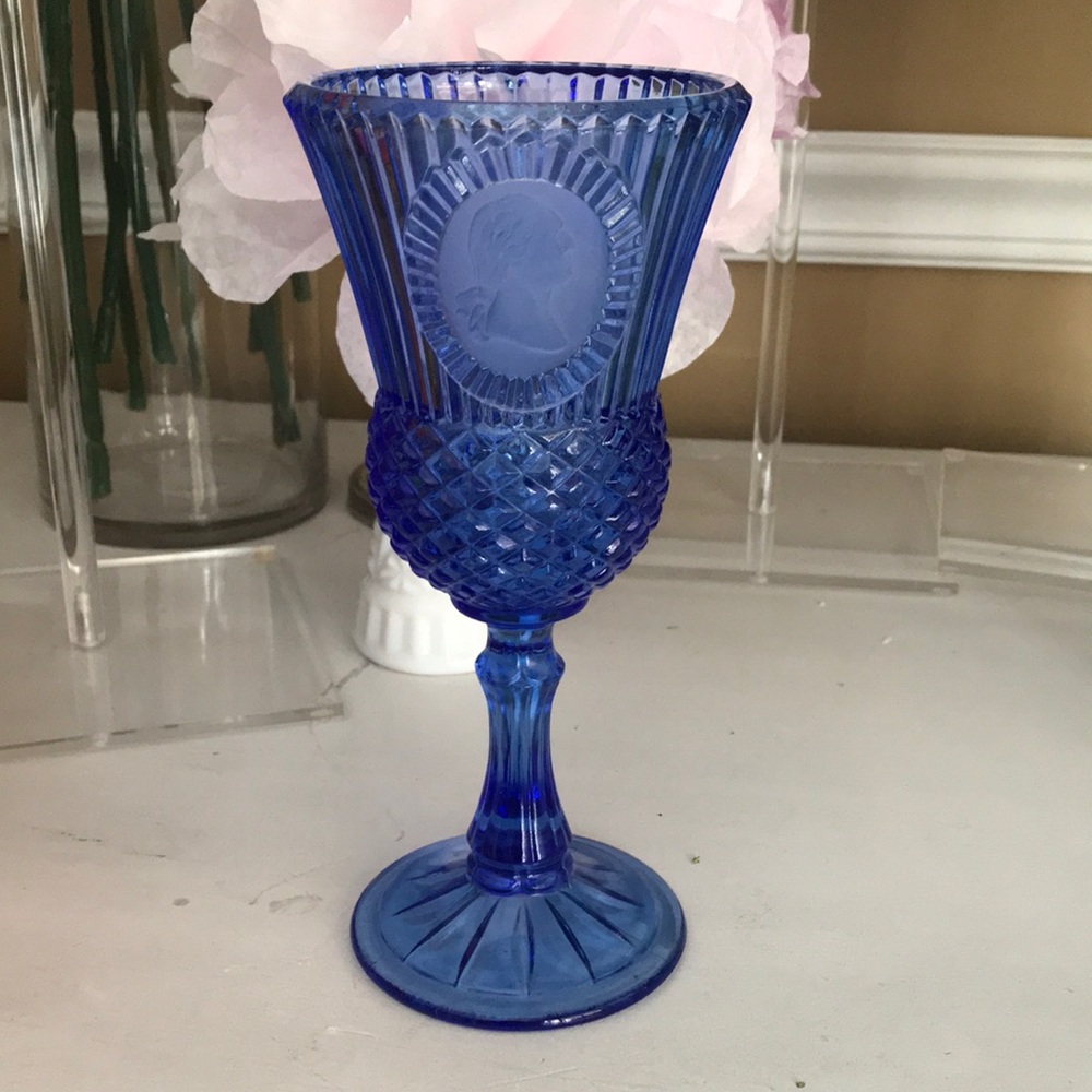 Cobalt blue glass, beautiful 💙💙💙